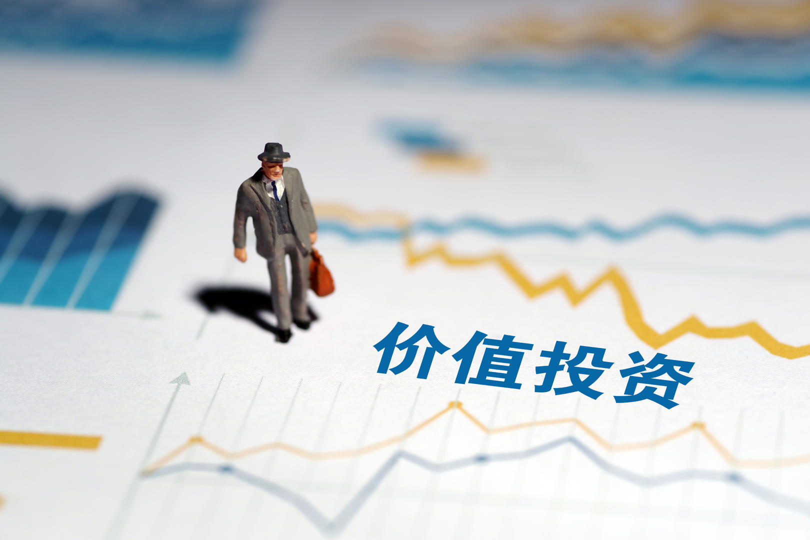 跨链技术发展价格再创新高，投资者需谨慎布局。的简单介绍